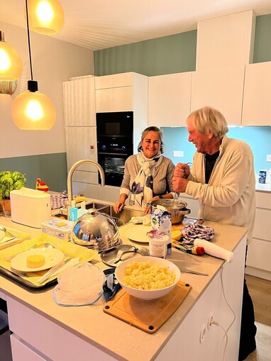 Liefde voor koken en </br> iets te betekenen voor anderen